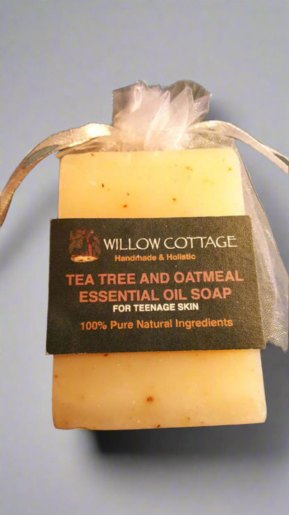 Tea Tree & Oatmeal - Antibacterial / Antiseptic Soap